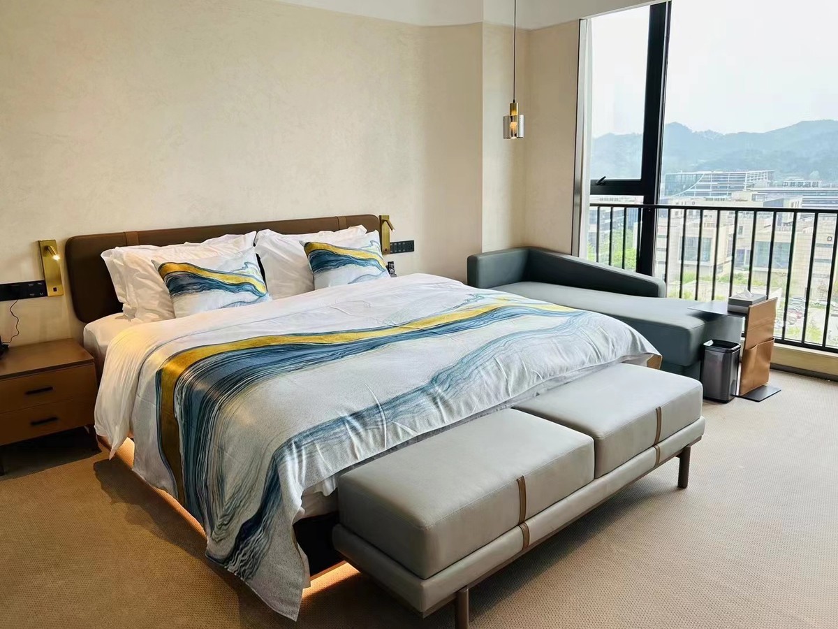 豪华园景商务套间